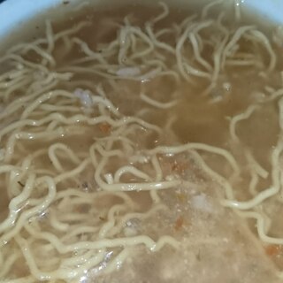 細麺トマトソースナポリタン粉スープおかチアラーメン